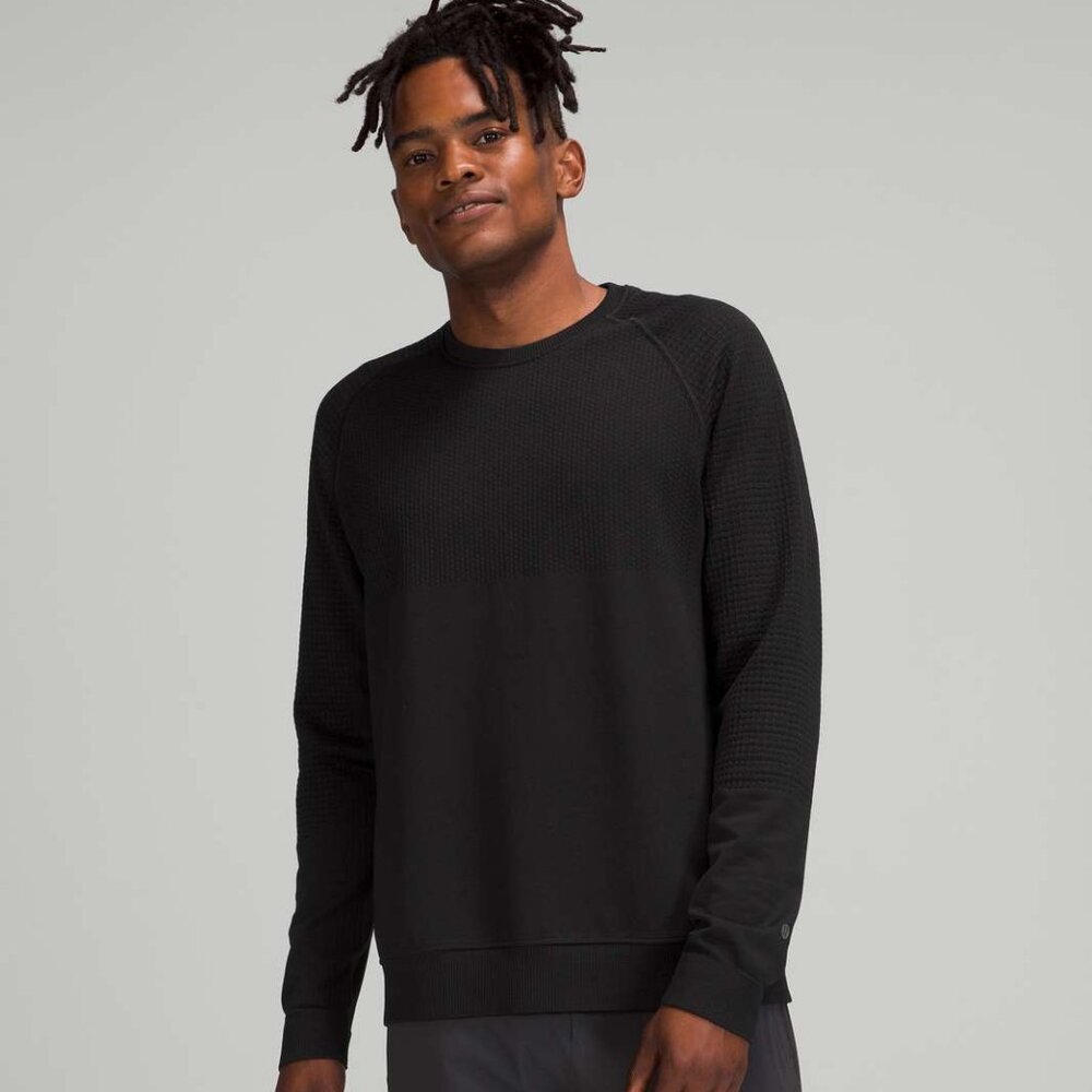 Lululemon Men's Engineered Warmth Long Sleeve Crew - Black